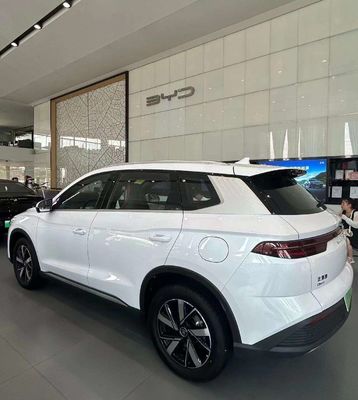 BYDソングプロDM-I 中国式電気SUVプラグインハイブリッド 1.5L 110HP L4