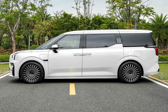 Zeekr 009 ME フルサイズの中国式電気MPV 822KM 長バッテリー寿命