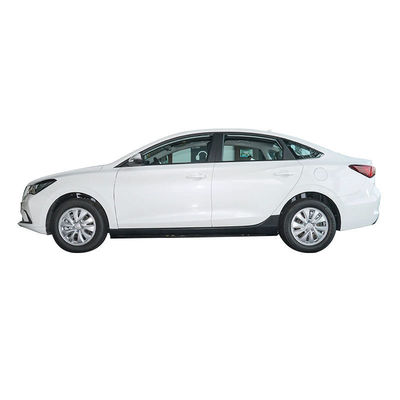 チャンガン・イドン EV460 中国電動タクシーセダン 401KM バッテリー寿命