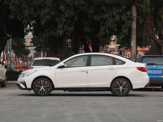 ドン・フェン・S50EV 中国電動タクシー ブルーツ・GPSUber オンライン・カー・ヘイリング
