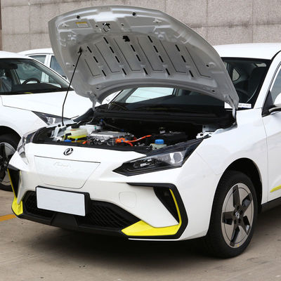 ドンフェンE70 中国電動タクシー オンラインドライブ バッテリー寿命400km