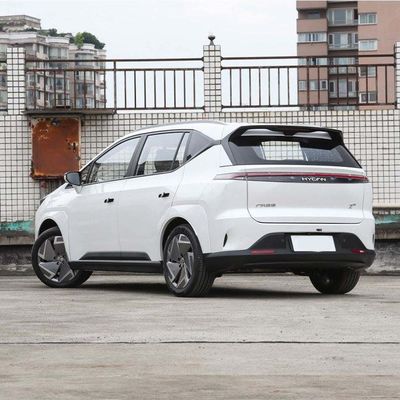 ハイカンZ03 中国製 電動SUV コンパクトSUV 620kmの走行距離