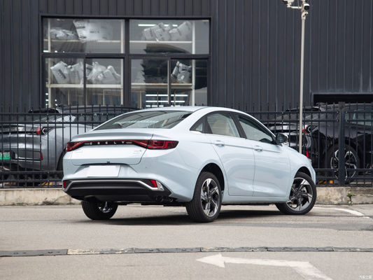 ジーリー エムグランド L HiP PHEV セダン 1.5T エンジン 1300km