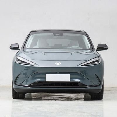ARCFOX αS 中国式電動セダン 自動運転 ハウウェイ
