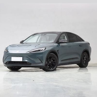 ARCFOX αS 中国式電動セダン 自動運転 ハウウェイ