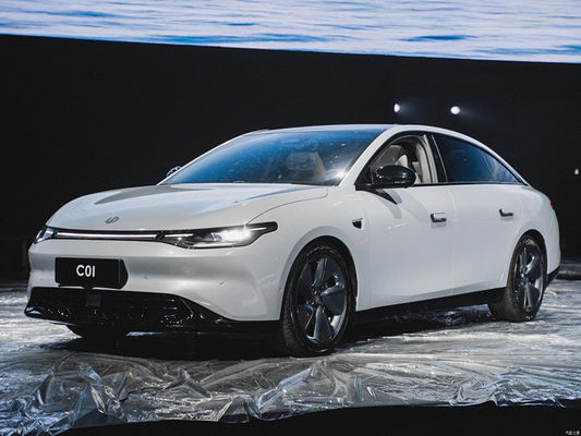 リープモーターC01 中国製電動セダン 525KM-717KM 枠なしドア