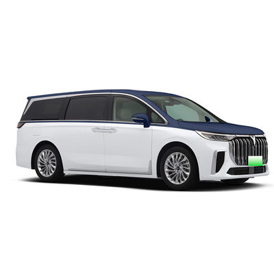 ワヤ・ドリーマー 豪華型中国製の電動MPV 7人乗り エンジン1.5T