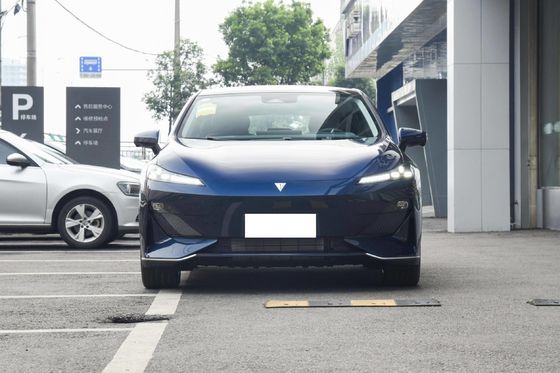 チャンガン・ディーパル SL03 プラグインハイブリッド セダン 走行距離 1100KM-1120KM