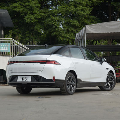 XPENG P5 中国製の電気SUV 電動車 走行距離460KM-500KM