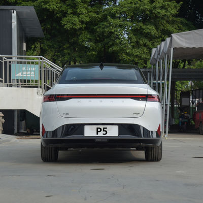 XPENG P5 中国製の電気SUV 電動車 走行距離460KM-500KM