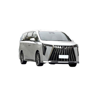 GAC M8 中国製の燃料自動車 5ドア7人乗りのMPV エンジン2.0T