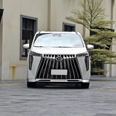 GAC M8 中国製の燃料自動車 5ドア7人乗りのMPV エンジン2.0T