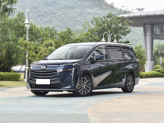 2023 GAC Trumpchi E8 PHEV 2.0T 5ドア 6座 MPV 1200KMの包括的な範囲を持つ家庭用
