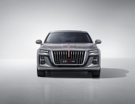 ホンキH5セダン 中国公式車 1.5T 2.0Tエンジンとハイブリッドと燃料バージョン