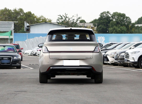 バオ・ジュン・クラウドス・エブ ハッチバック小型電気セダン 360KM-460KMの範囲