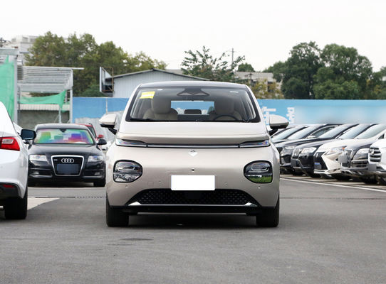 バオ・ジュン・クラウドス・エブ ハッチバック小型電気セダン 360KM-460KMの範囲