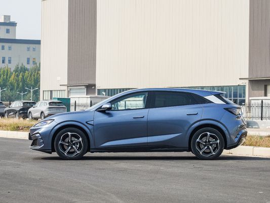 2025 BYD Seal 06GT,走行距離505km-605km. BYDの新しい電子プラットフォーム3.0 Evo。