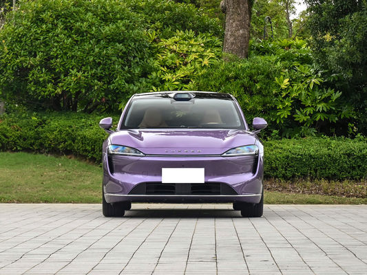 華為 ルクシード R7 中国で最も先進的なスマートカー 純電気自動車の走行距離は802kmまで!