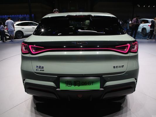 25 BYD Seal06GT, 505KM-605KMの範囲で,四輪駆動と2輪駆動と2つのシステム. BYDの最初の電気ショートブレーキ,よりスポーツ的な外観と多くのパワー!