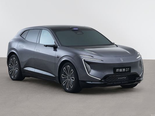チャンガンアバター07は,CATL,Huawei,チャンアン自動車が共同で開発した新しいハイエンドブランドです.ハイブリッドと全電動の両方を提供します.最も費用対効果の高いインテリジェント・ドライバです