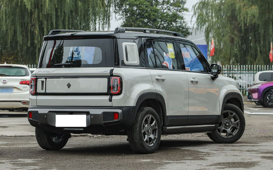 バオジャン・ユイエ・プラス (Baojun Yueye Plus) は中国製の電気自動車で,特徴的な箱型デザインで,CLTC走行距離は401km. 5人乗りと4人乗りの両方で提供されています.優れた価格と価格の相乗効果を上げています
