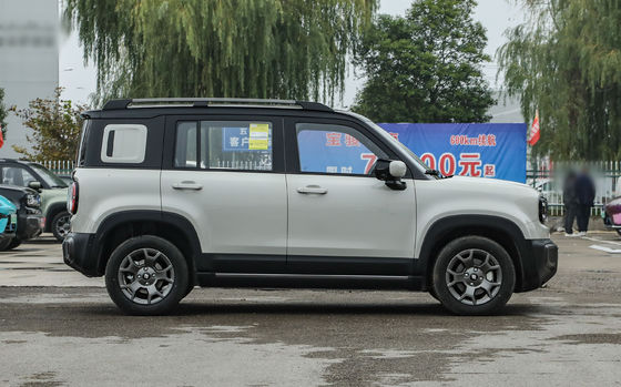 バオジャン・ユイエ・プラス (Baojun Yueye Plus) は中国製の電気自動車で,特徴的な箱型デザインで,CLTC走行距離は401km. 5人乗りと4人乗りの両方で提供されています.優れた価格と価格の相乗効果を上げています