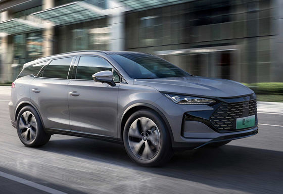 中国の電気SUV BYD TANG DMI 5.5L/100km 電力の燃料消費量と150km